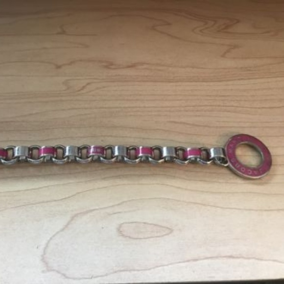 Marc-by-Marc-Jacobs-Enamel-Toggle-Bracelet - Picture 2 of 2